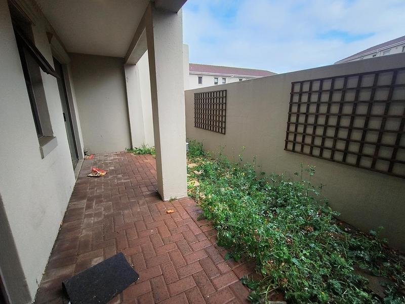 To Let 2 Bedroom Property for Rent in Parklands Western Cape